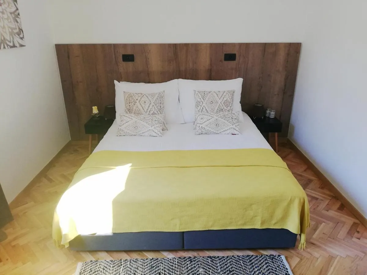 Apartment Holiday Home Velebit Nin Croatia