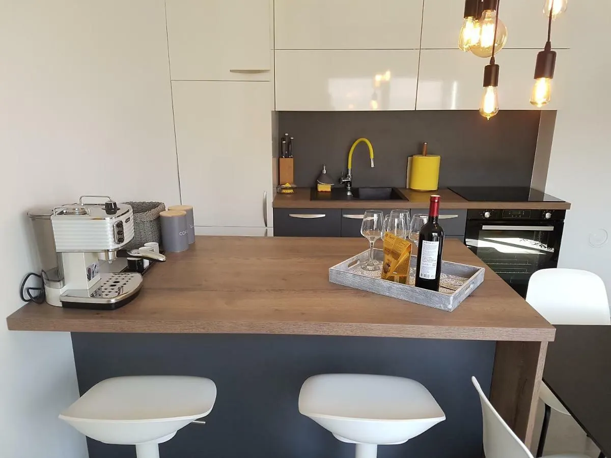 Holiday Home Velebit Nin Apartment