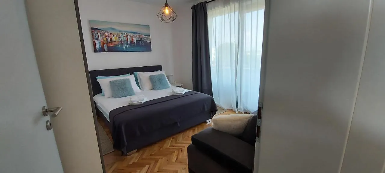 Holiday Home Velebit Nin Apartment
