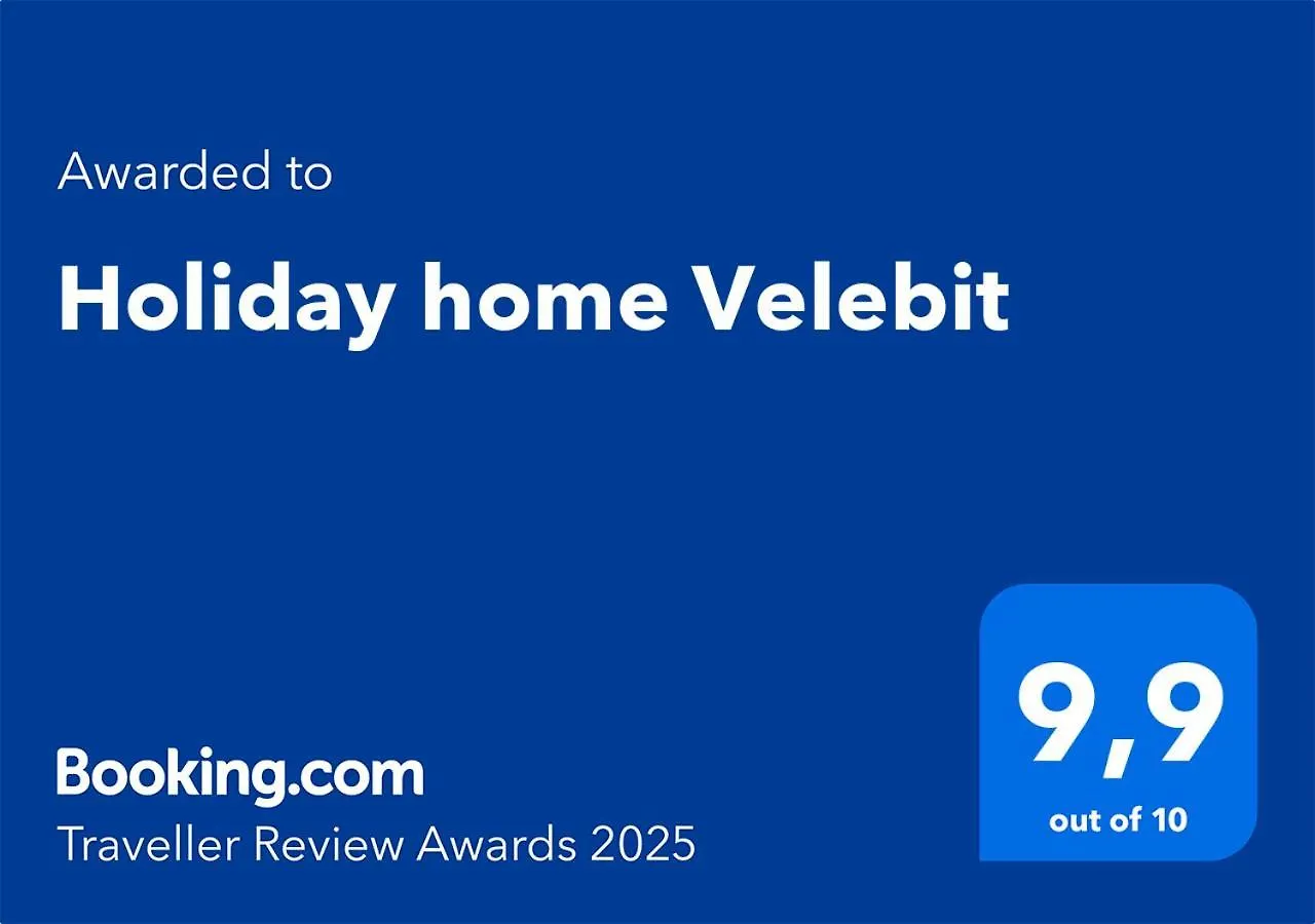 Apartment Holiday Home Velebit Nin