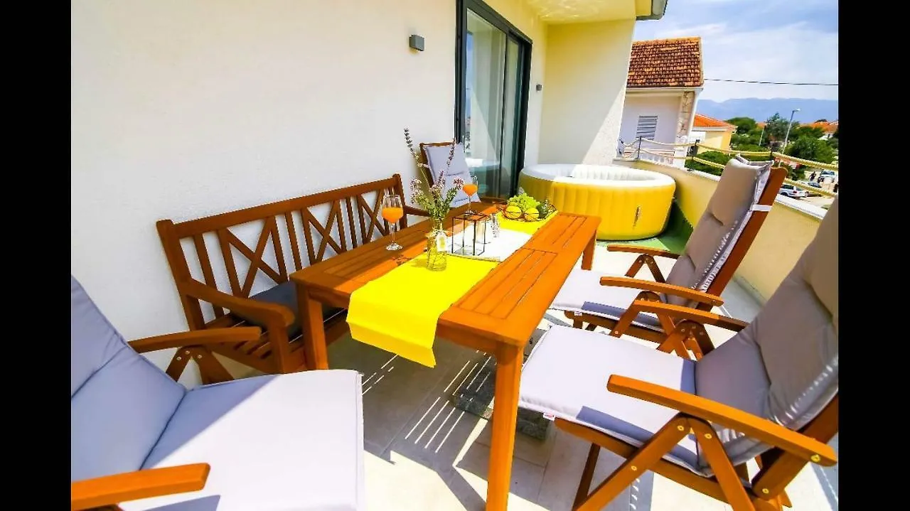 Apartment Holiday Home Velebit Nin Croatia